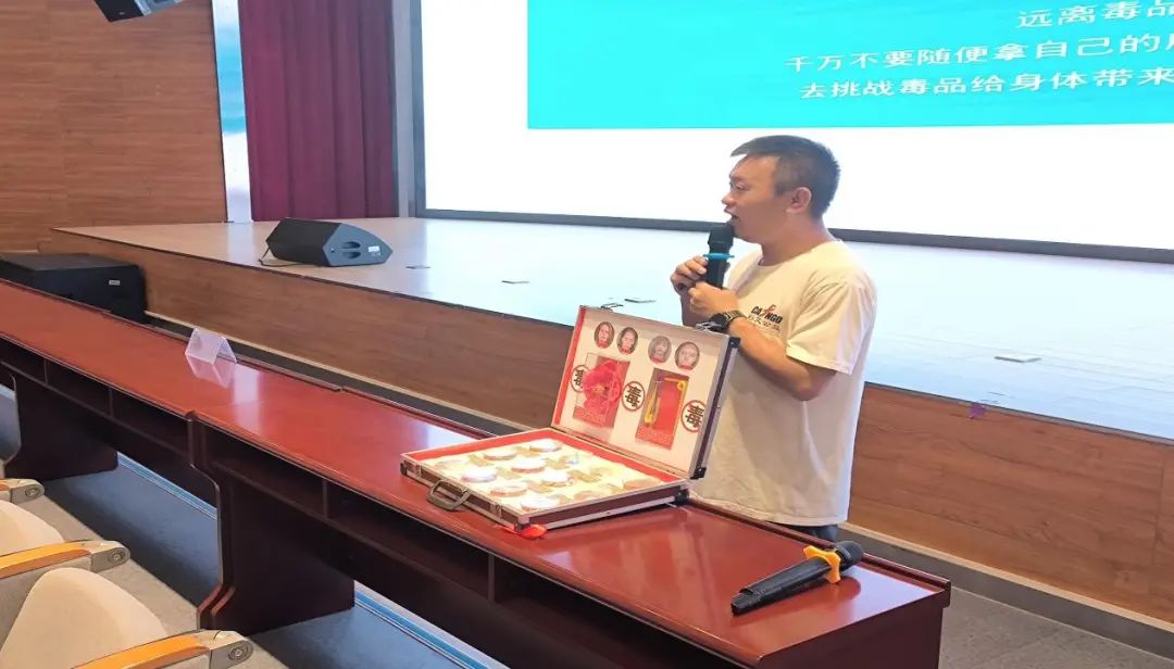 图片 图片